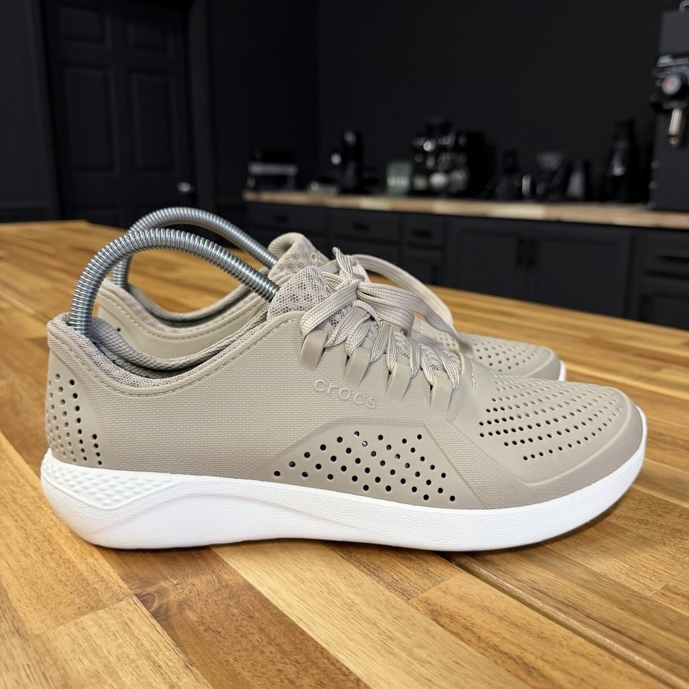 Crocs LiteRide Pacer Men's Size 8 Tan Khaki Low Top Lace Up Sneakers